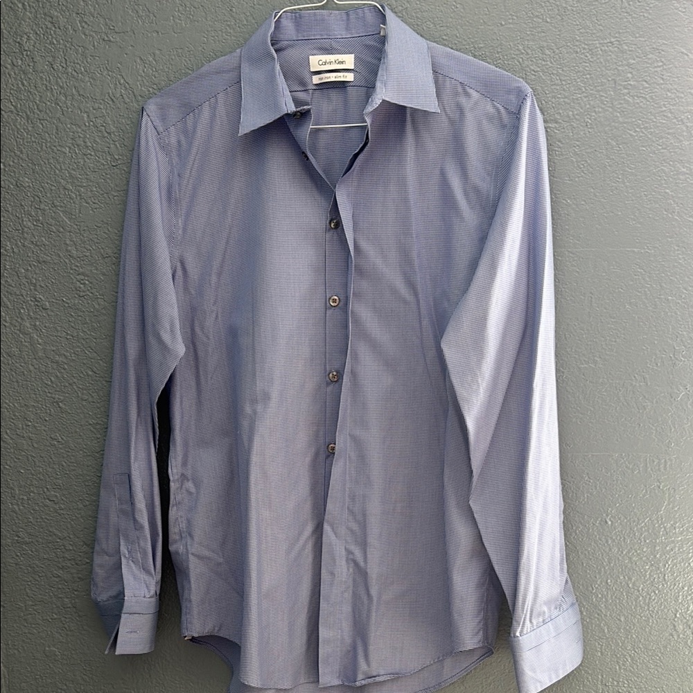 Calvin Klein Blue Dress Shirt with Long Sleeves